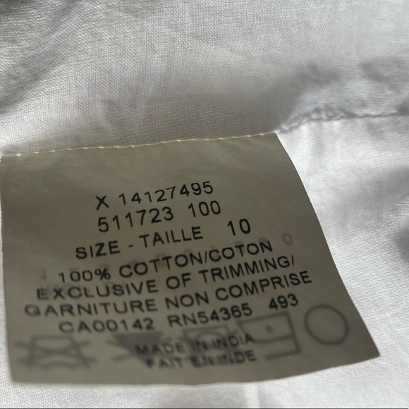 VINTAGE 100% COTTON WHITE FLORAL EMBROIDERED, LINED JACKET. - Picture 9 of 15